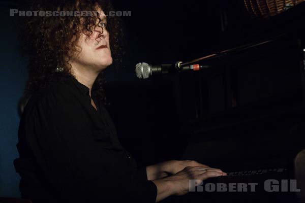 BABY DEE - 2006-09-30 - PARIS - El Alamein - 